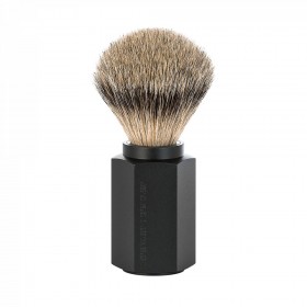 Pamatuf Silvertip Badger cu par de bursuc si maner din aluminiu anodizat Muehle Hexagon 091 M HXG GRAPHITE